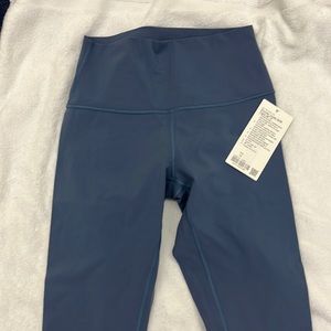 Lululemon Wunder Under SHR